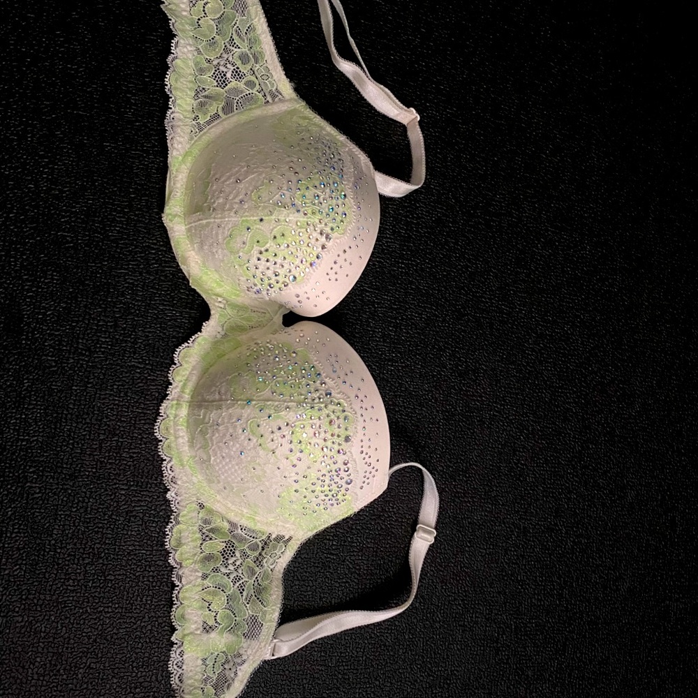 victoria’s secret bra